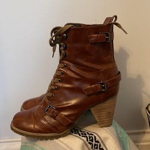 Deena&Ozzy size 7.5 women’s brown GORGEOUS boots! 🌊☀️